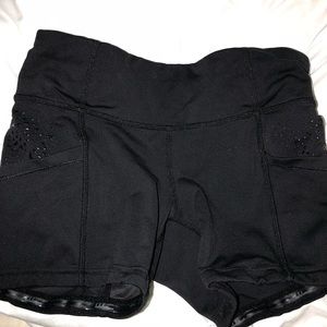 Lululemon spandex shorts!